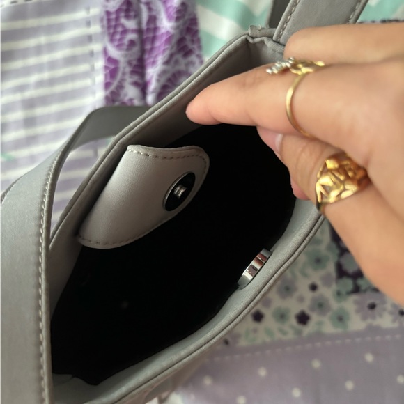 Vintage guess mini bag - Picture 3 of 4